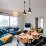 Fox A11 Apartment *