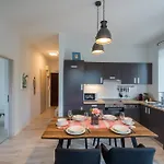 Fox A11 Apartment Zamárdi