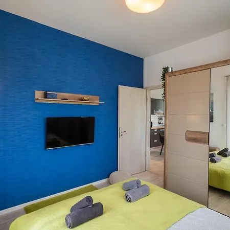 Fox A11 Appartement Zamárdi
